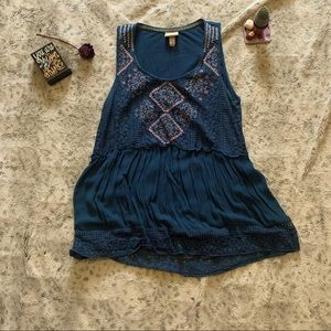 Knox Rose | Embroidered Peplum Top | Size L